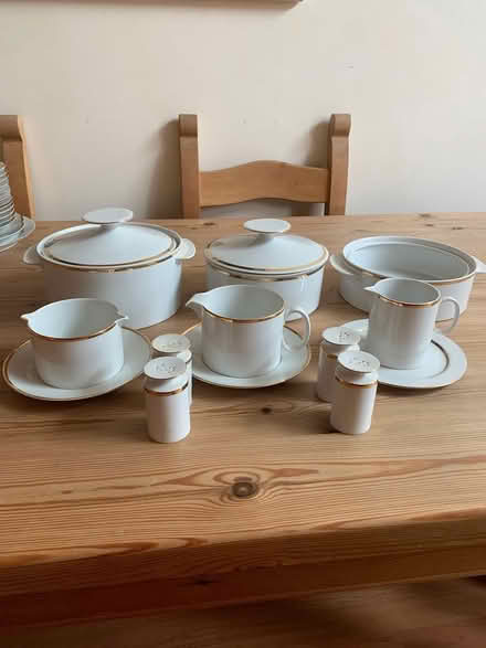 Photo of free Beautiful gold and white china (Beeston NG9) #3