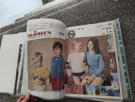 Photo of free Retro knitting pattern folder (Livingston) #2