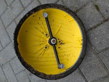 Photo of free Older style karcher patio cleaner (Coulsdon CR5) #3