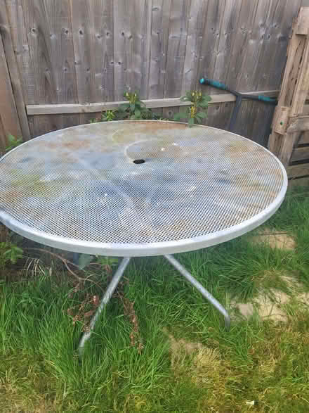 Photo of free garden table (Chichester PO19) #1