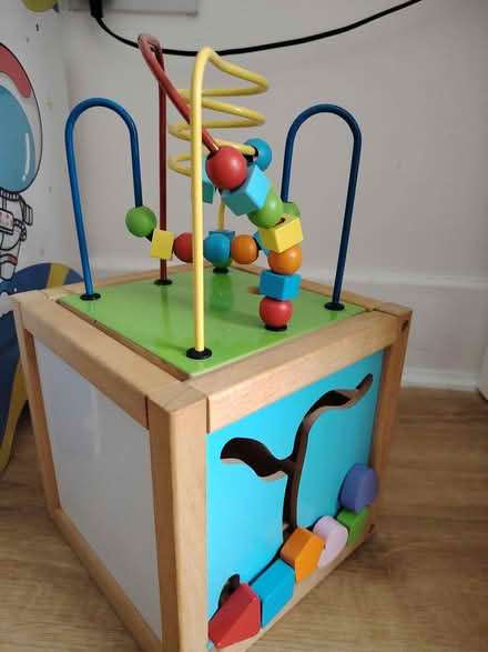 Photo of free Baby/toddler cube (CR7) #2