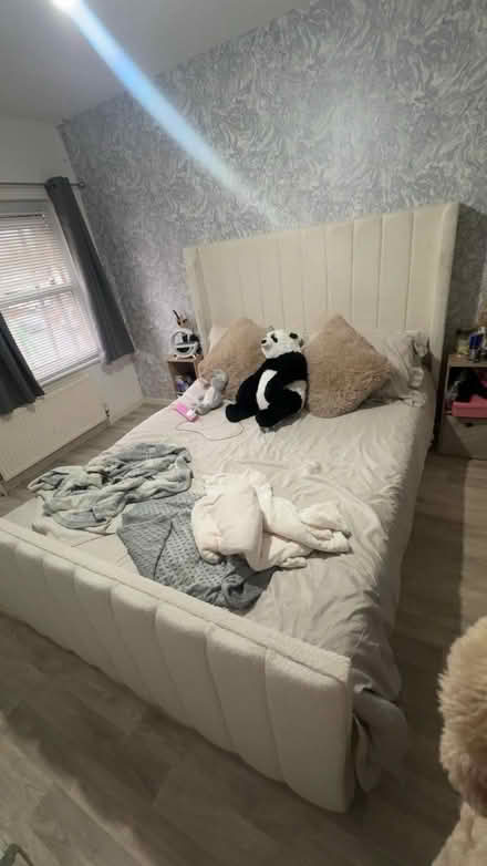 Photo of free Ottoman bed king size NEED A VAN (CH44 Wirral) #1