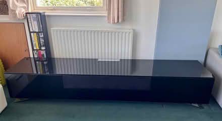 Photo of free hülsta black glass tv unit stand (Henley on Thames RG9) #1