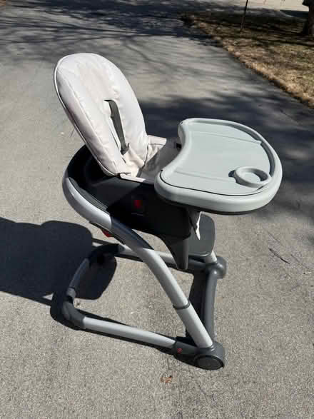 Photo of free High chair (T/Wappinger) #1