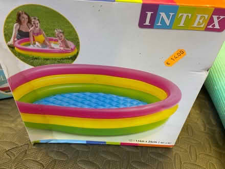 Photo of free Paddling pool new and unused (Northolt UB5) #1