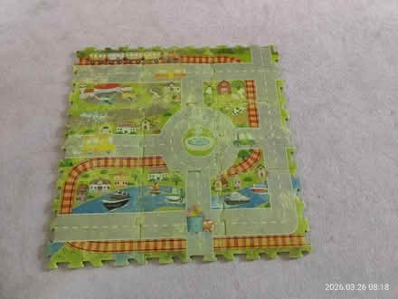 Photo of free Kids playing soft puzzles (Hampton) #1