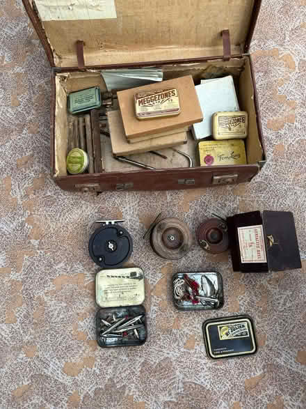 Photo of free Vintage fishing rods and accessories (Chalkhouse Green RG4) #2