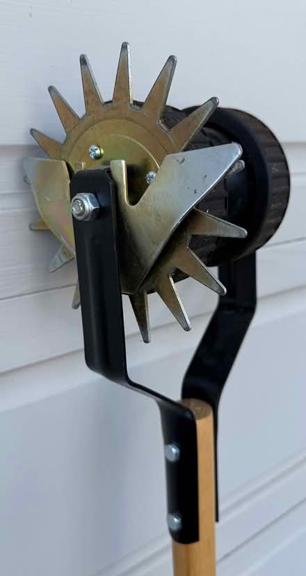 Photo of free Dual rotary lawn edger - 56 in (Terra Linda) #3
