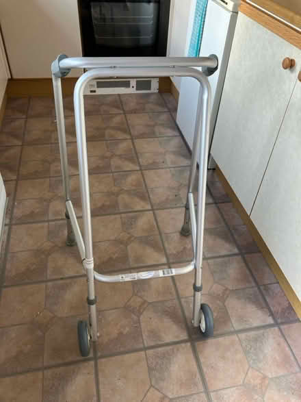 Photo of free Zimmer Frame with Wheels (SG18) #1