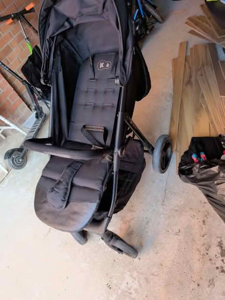 Photo of free Lovely pram (Cross Green LS9) #2