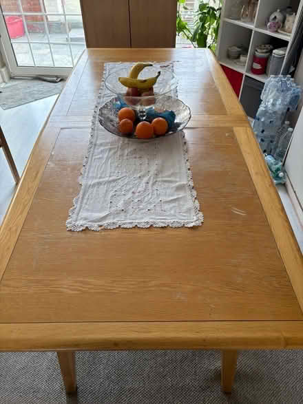 Photo of free Expanding table (Streatham common SW16) #1