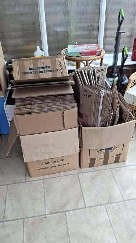 Photo of free Moving Boxes (Broxbourne EN10) #2