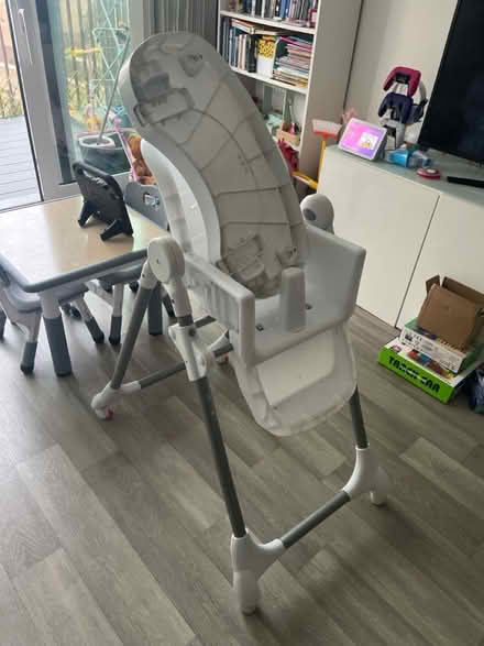 Photo of free Mama papas high chair (Whitchaple E1) #2