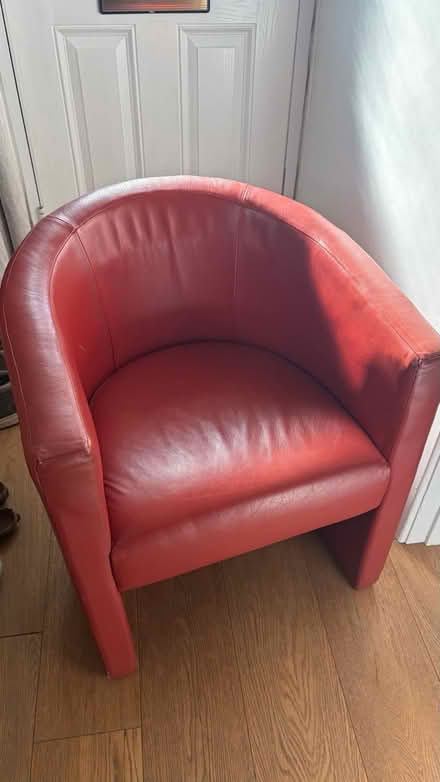 Photo of free Red Chair (Dagnall HP4) #1