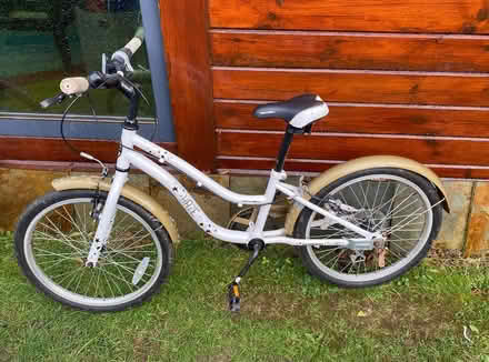 Photo of free Child’s ( girls ) 20” bike Apollo (Glenageary) #1
