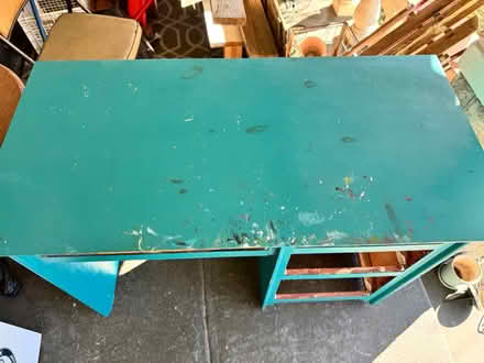 Photo of free Kids desk (Woodridge (20018)) #2