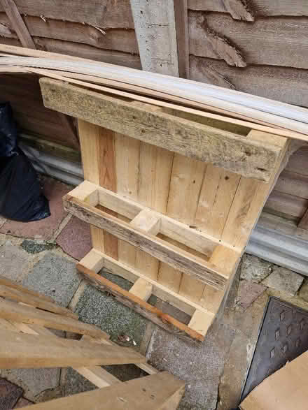Photo of free 3 pallets (North Watford WD24) #3