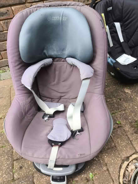 Photo of free Maxi Cosi Pearl Isofit (HA7. Nr Stanmore station) #1