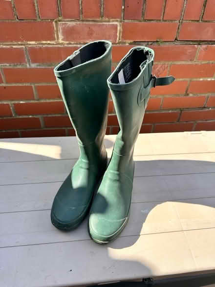 Photo of free Green size 9 adult wellies (Colchester CO4) #1