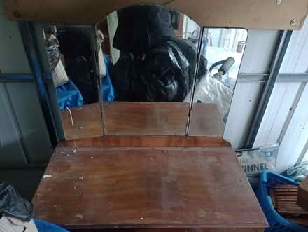 Photo of free NEEDS CLEAN Dresser, Mirror Top (Harton, NE34) #1