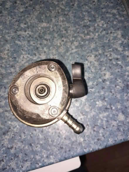Photo of Gas bottle regulator (Bilton) #2