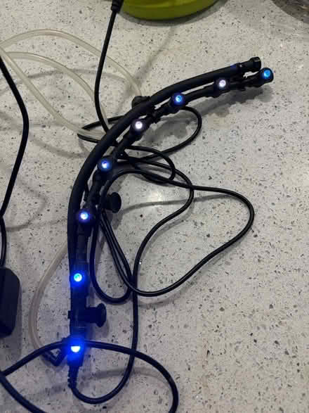 Photo of free 2 Fish tank lights air pump, rock (KT2 Norbiton) #1
