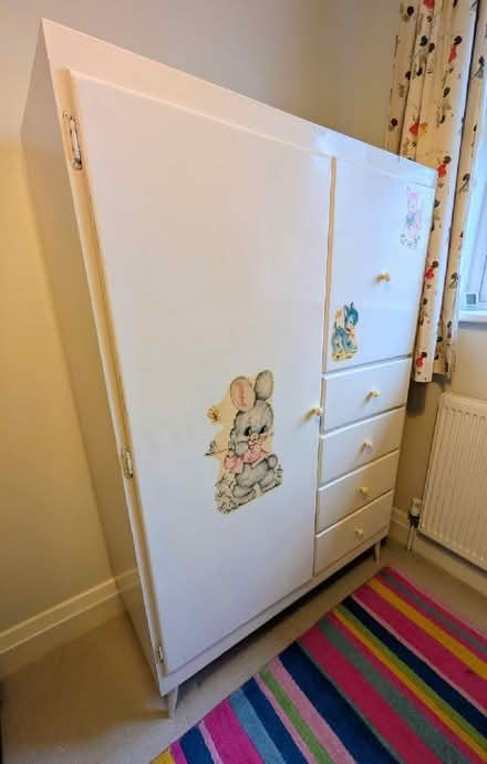 Photo of free Kids wardrobe (Berkhamsted HP4) #2