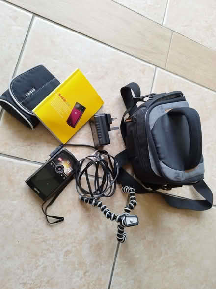 Photo of free Kodak Zi8 camera (Naunton WR8) #1