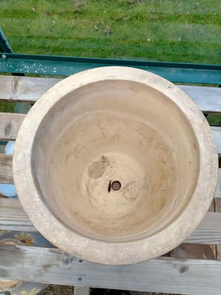 Photo of free Ceramic plant pot (Cheltenham) #2
