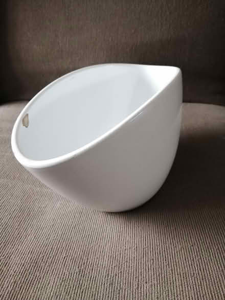 Photo of free Ceramic Planter (Old Ottawa East) #2