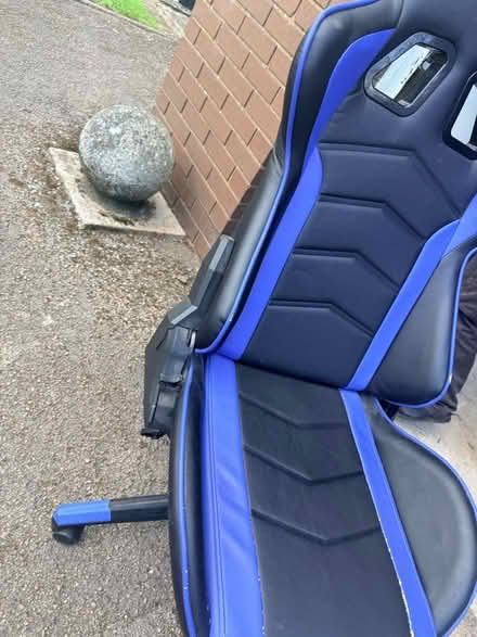 Photo of free Gaming chair (Hagley HR1) #2