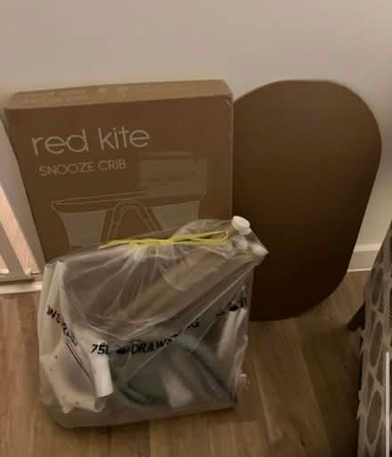Photo of free Red kite snooze crib (Ellesmere SY12) #3