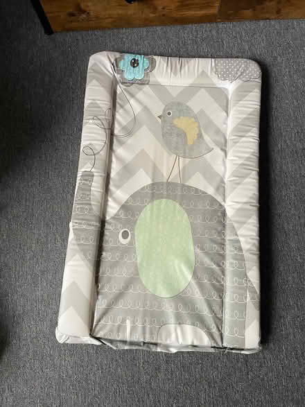 Photo of free Changing mat (Thringstone LE67) #1