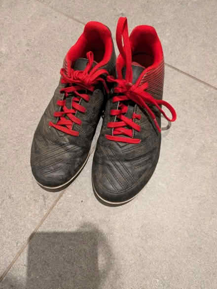 Photo of free Kids football boots (W7) #1