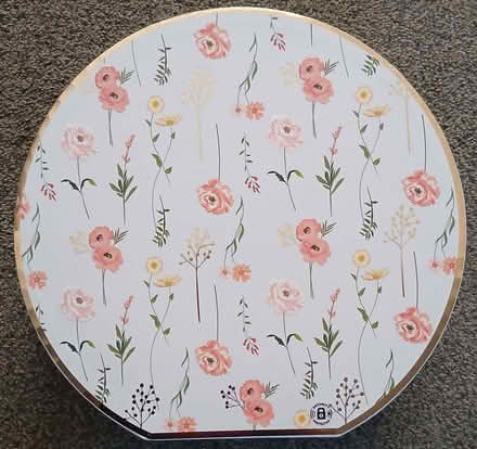 Photo of free Large Gift Box - Pretty Floral lid (Tyseley B11) #1