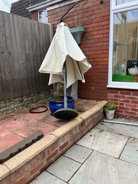 Photo of free Parasol (Claregate WV8) #1