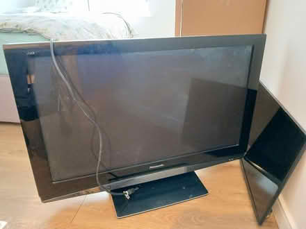 Photo of free Free standing Panasonic TV (E3 3gu) #1
