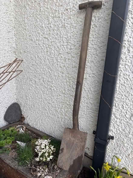 Photo of free Slender vintage spade (Oxenholme LA9) #1