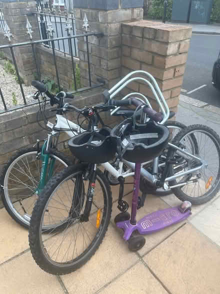 Photo of free White girls and scooter (South Norwood) #1