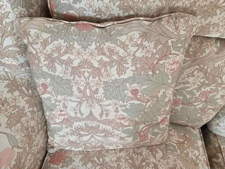 Photo of free 2 seater sofa settee (Wightwick WV6) #3