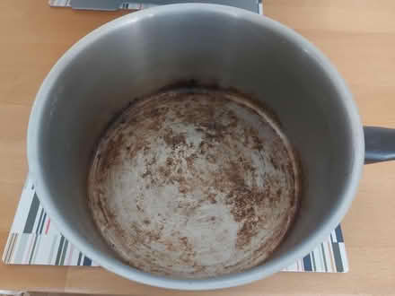 Photo of free Large saucepan 21 diameter x 10cm height (Seven Sisters N15) #2