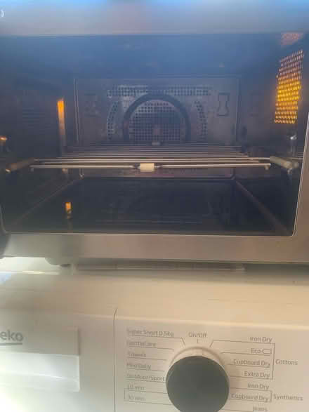 Photo of free Microwave Oven (Rowrah CA26) #2