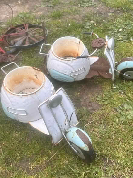 Photo of free Metal vehicle planters (Colchester CO4) #4