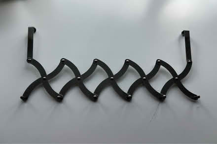 Photo of free Expandable over the door hanger (CT2) #3