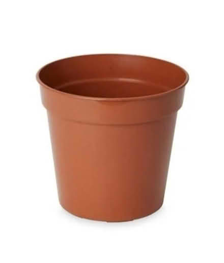 Photo of Plastic plant pot (inner) (Farlington PO9) #1