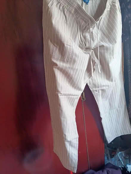 Photo of free New womans clothes +summer hat (Allington NG32) #2