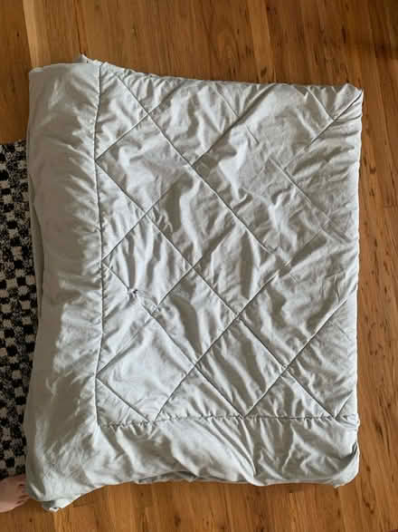 Photo of free 2 full/queen comforters (Maple Leaf) #2