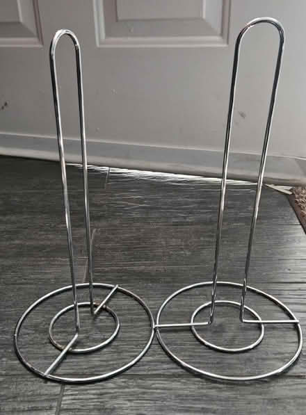 Photo of free 1 papertowel holders (Columbia Heights) #1