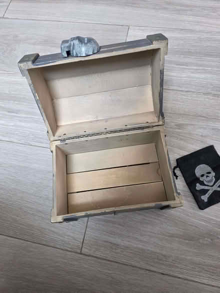 Photo of free Pirate Chest (wooden) (Loughton MK5) #2