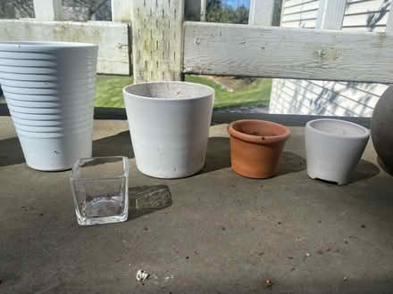 Photo of free Pots for plants (Skyway) #1
